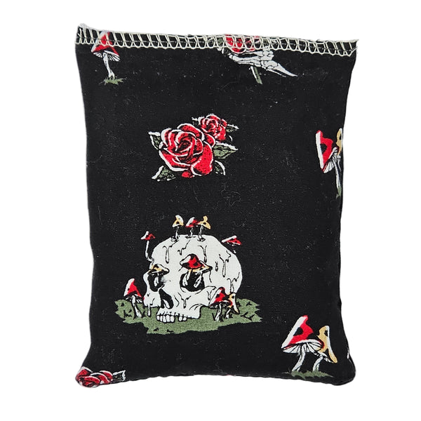 Original Grip Sax disc golf grip bag with chalk and rosin - Skulls Mushrooms