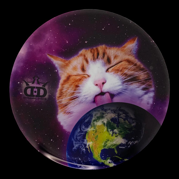 Latitude 64 Gold Sapphire - DyeMax Space Kitty Globe Licker